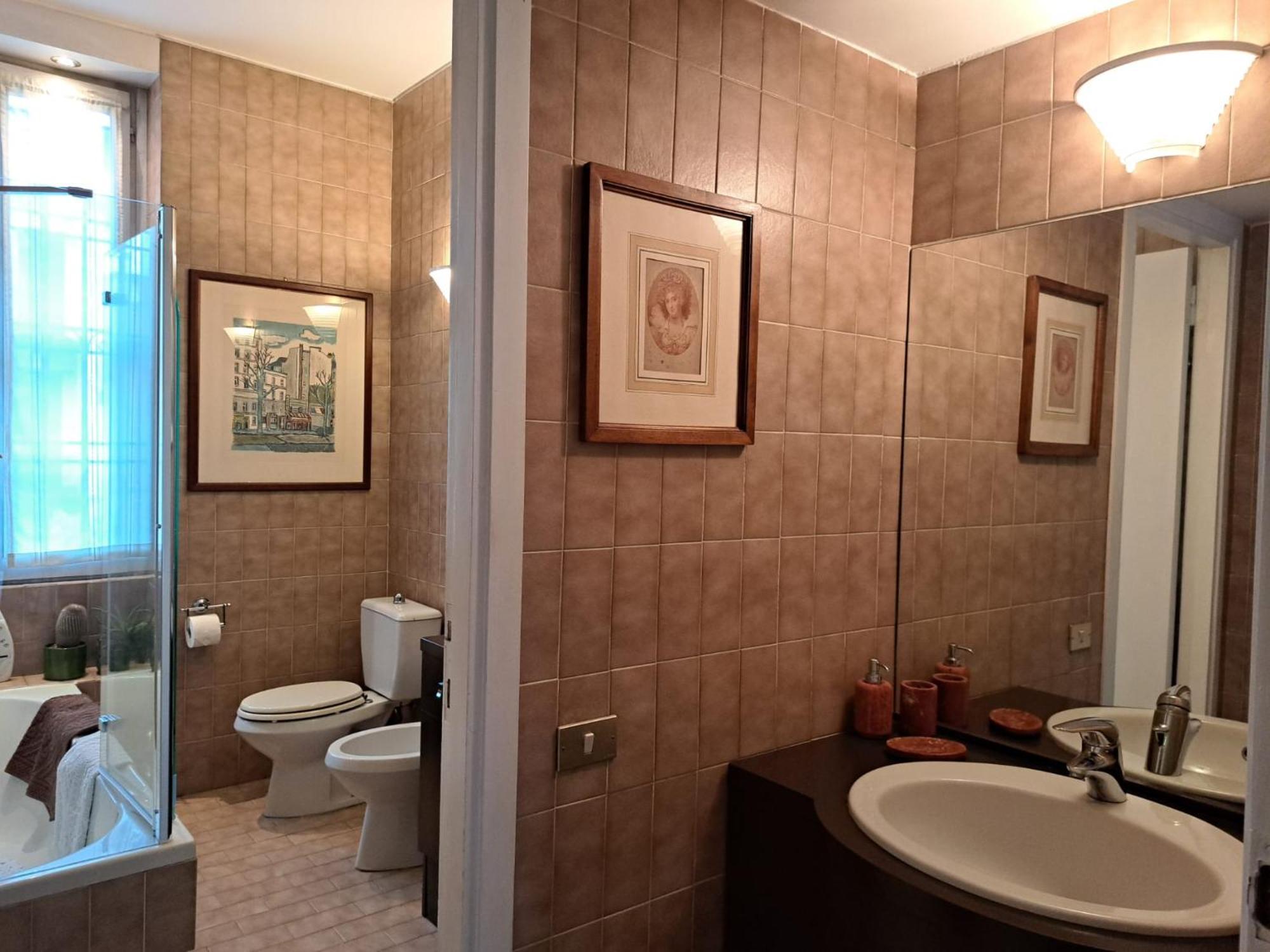 Casa Mari - Free Secure Parking, Breakfast, Private Bathroom, Wifi, Garden, Aircon, 3 Min Walk To Metro And Train Station Μιλάνο Εξωτερικό φωτογραφία