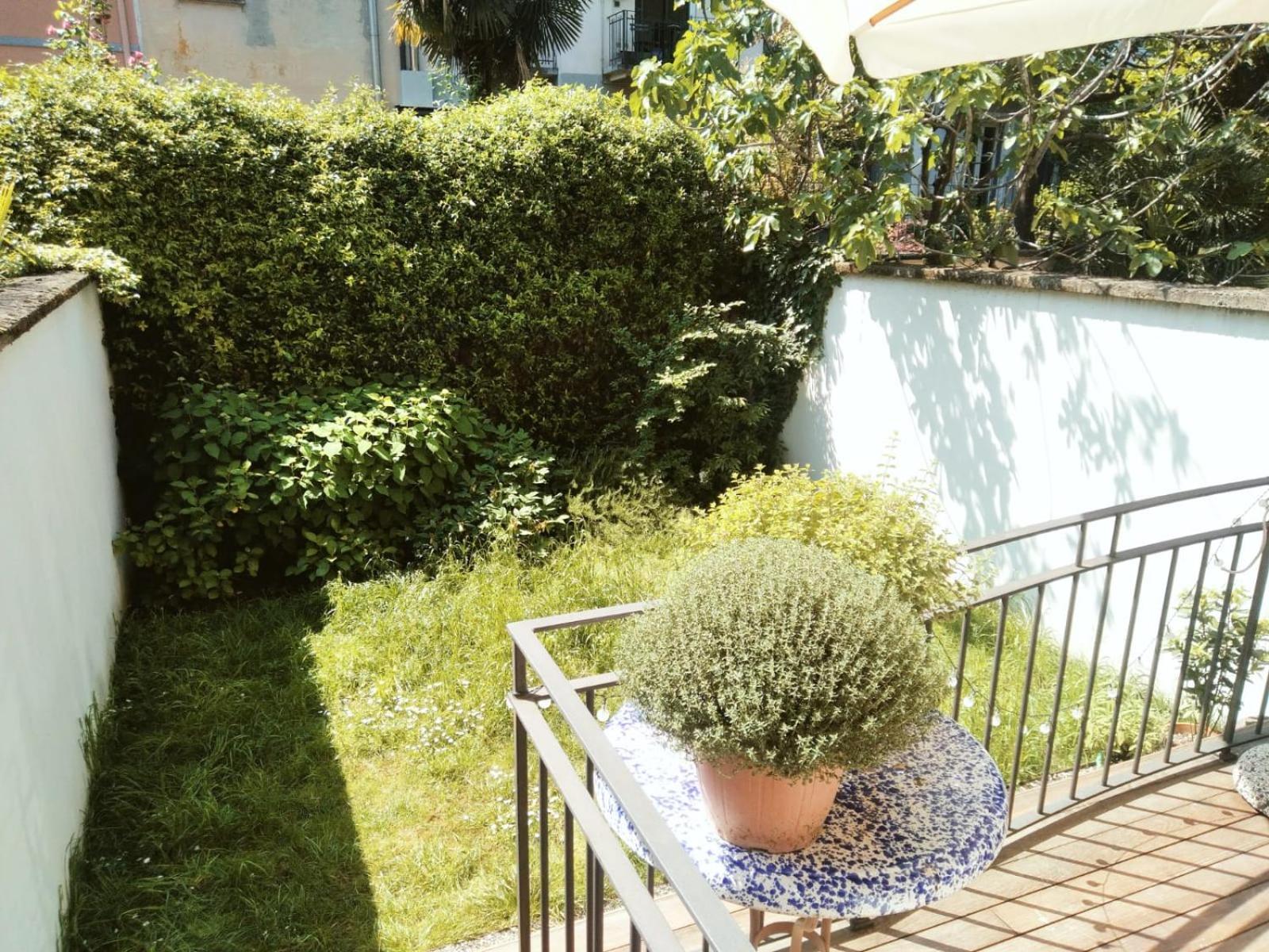 Casa Mari - Free Secure Parking, Breakfast, Private Bathroom, Wifi, Garden, Aircon, 3 Min Walk To Metro And Train Station Μιλάνο Εξωτερικό φωτογραφία